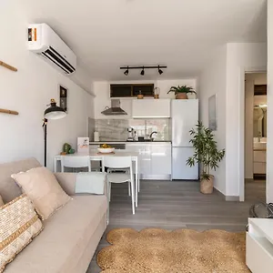 https://premium-apartment-in-convenient-location.in-canary-islands.com